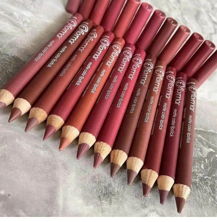 LIP PENCIL