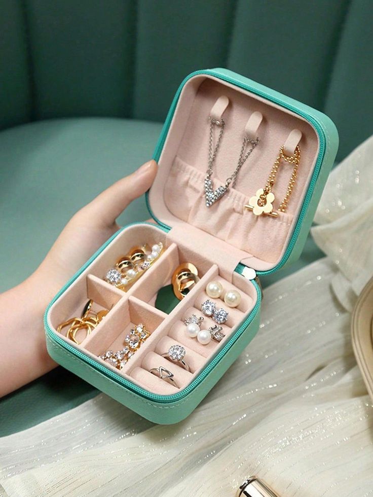 JEWELLRY ORGANIZER