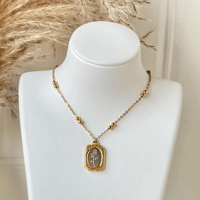 ENGRAVED ROSE FLOWER NECKLACE