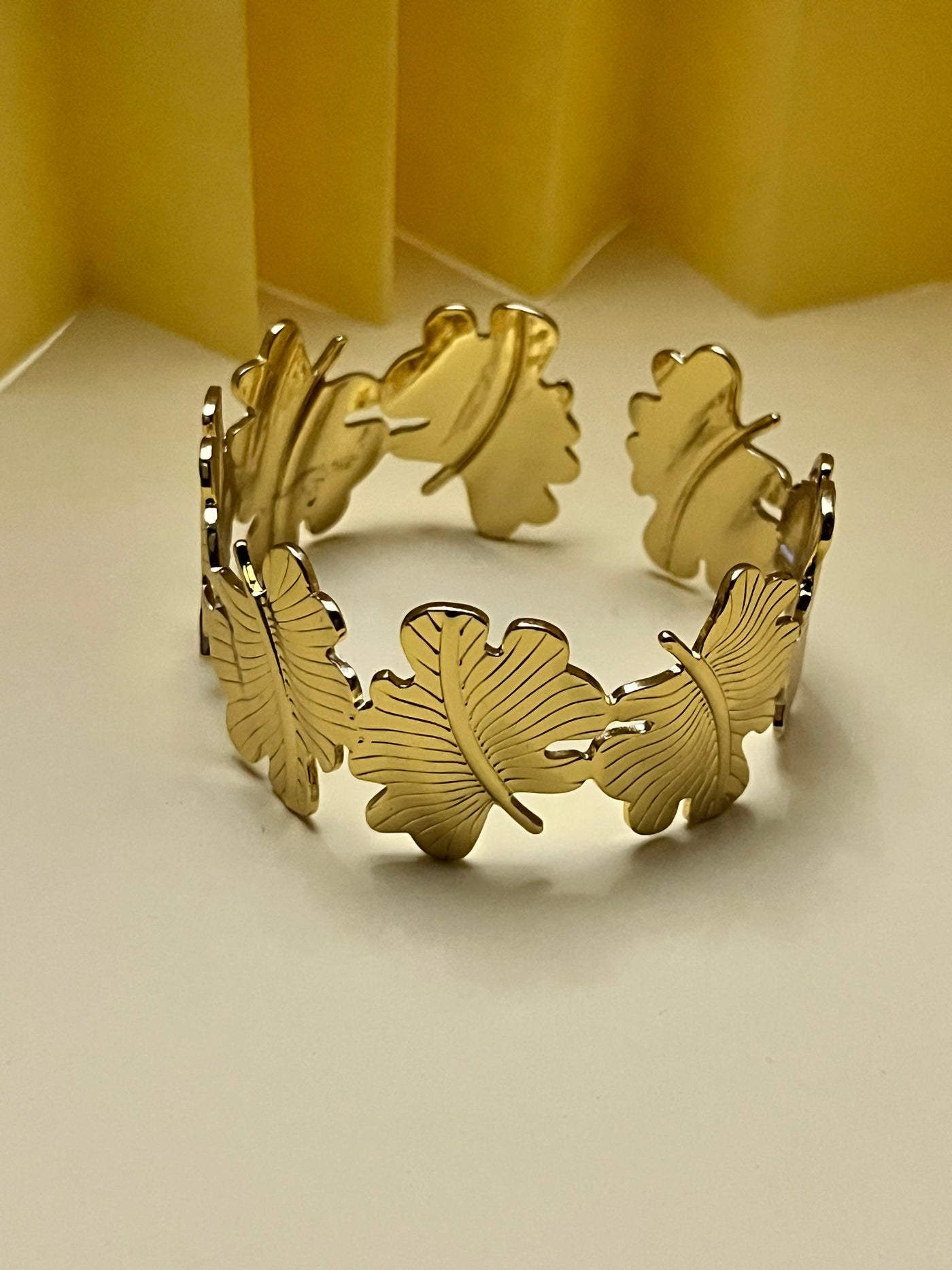 PREMIUM QUALITY STAINLESS STEEL ARMLETS