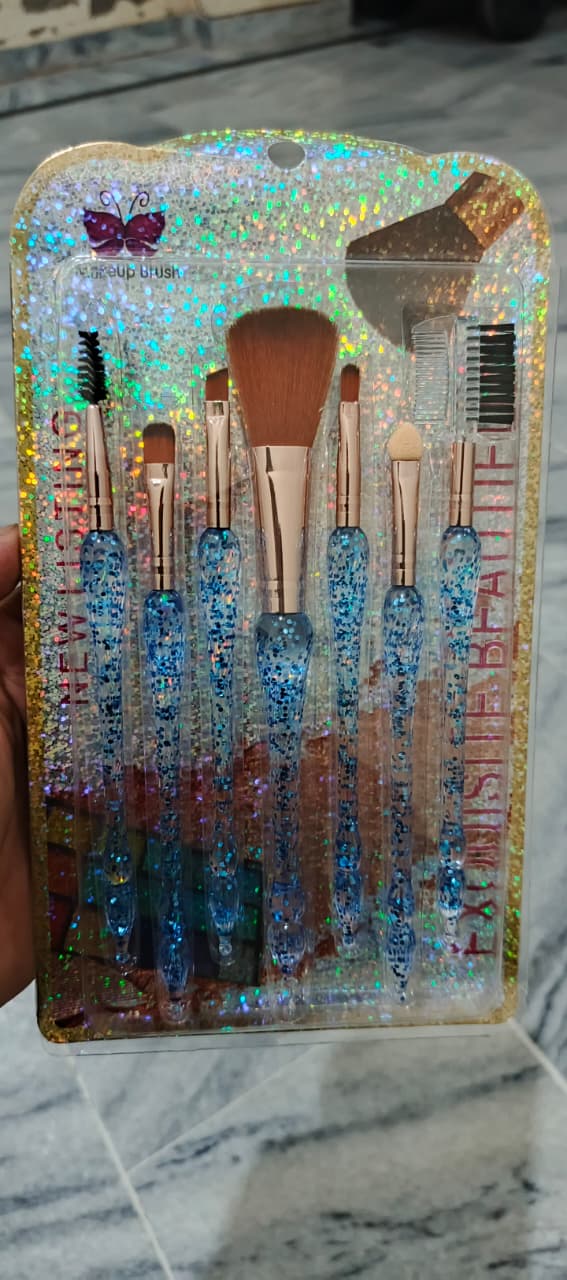 MAKEUP BRUSH SET