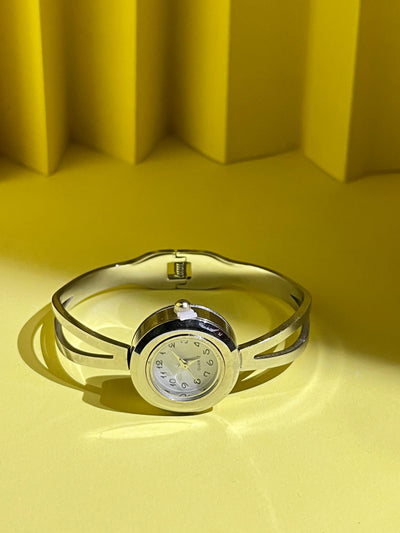 ✨ Royal Golden & Silver Bracelet Watch